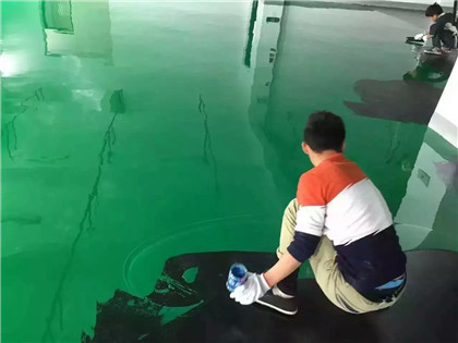 双峰下面给你一份环氧地坪漆施工的完整流程